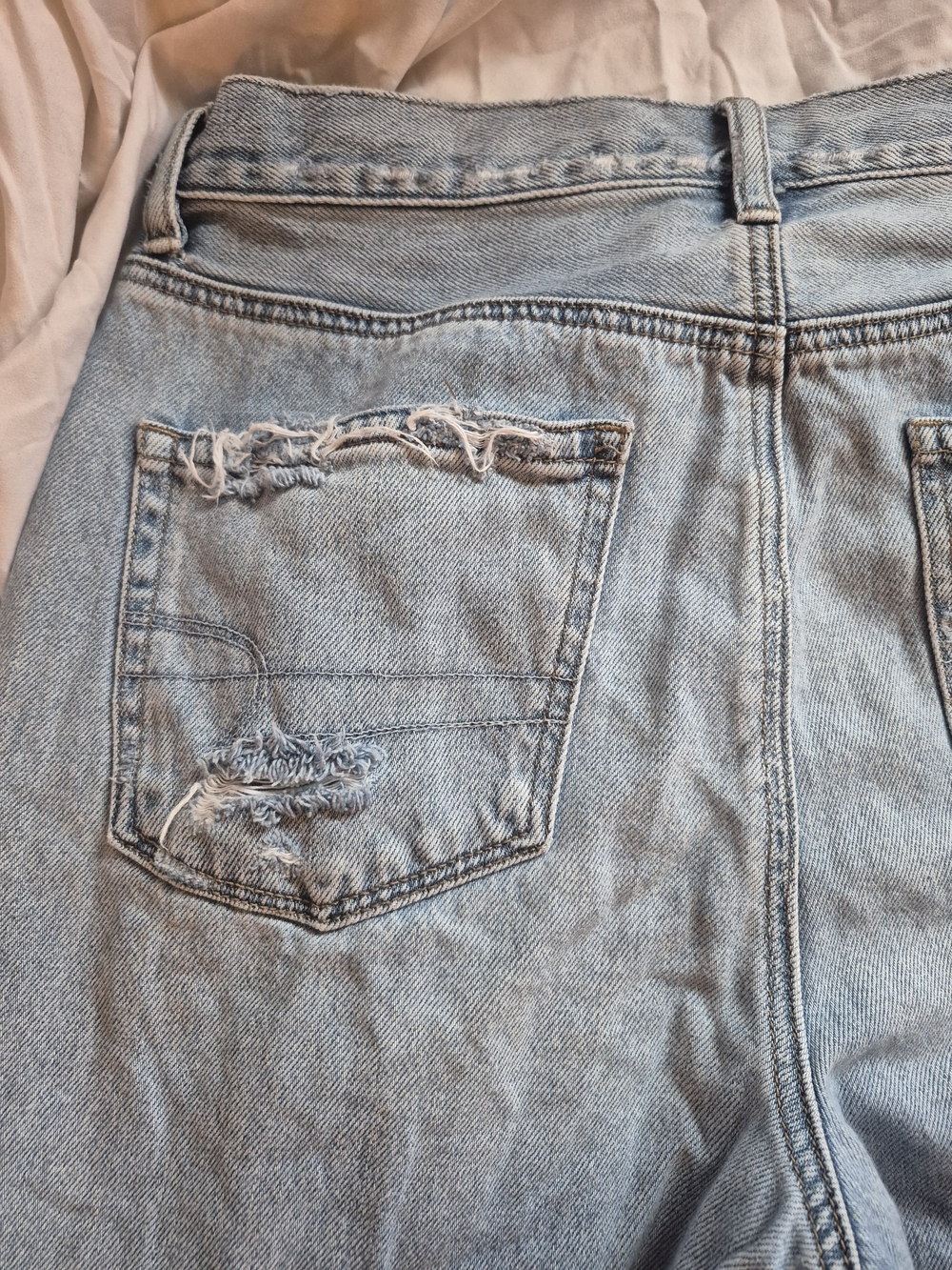 American Eagle Outfitters Light Blue Distressed Straight Leg Jeans - Picture 7 of 12